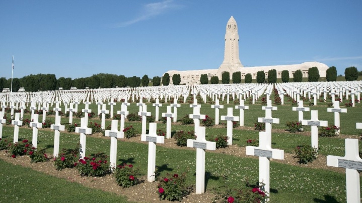 self guided tour verdun